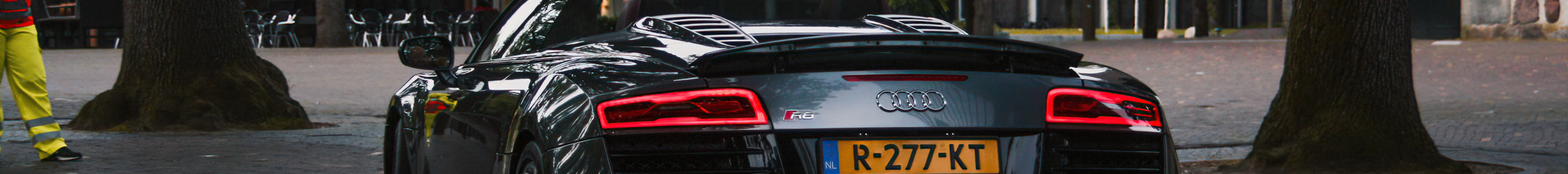 Audi R8 V10 Spyder 2013