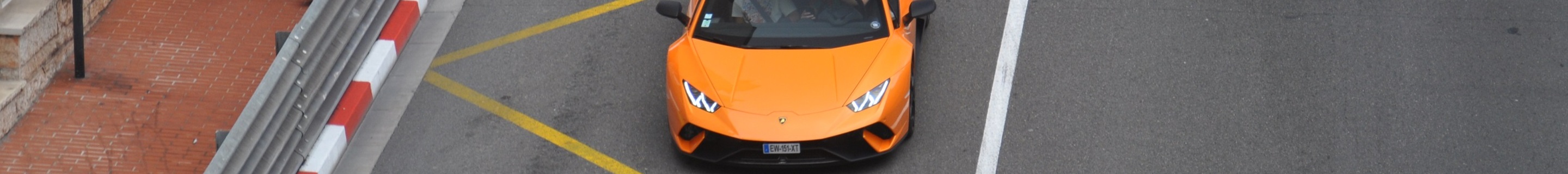 Lamborghini Huracán LP640-4 Performante