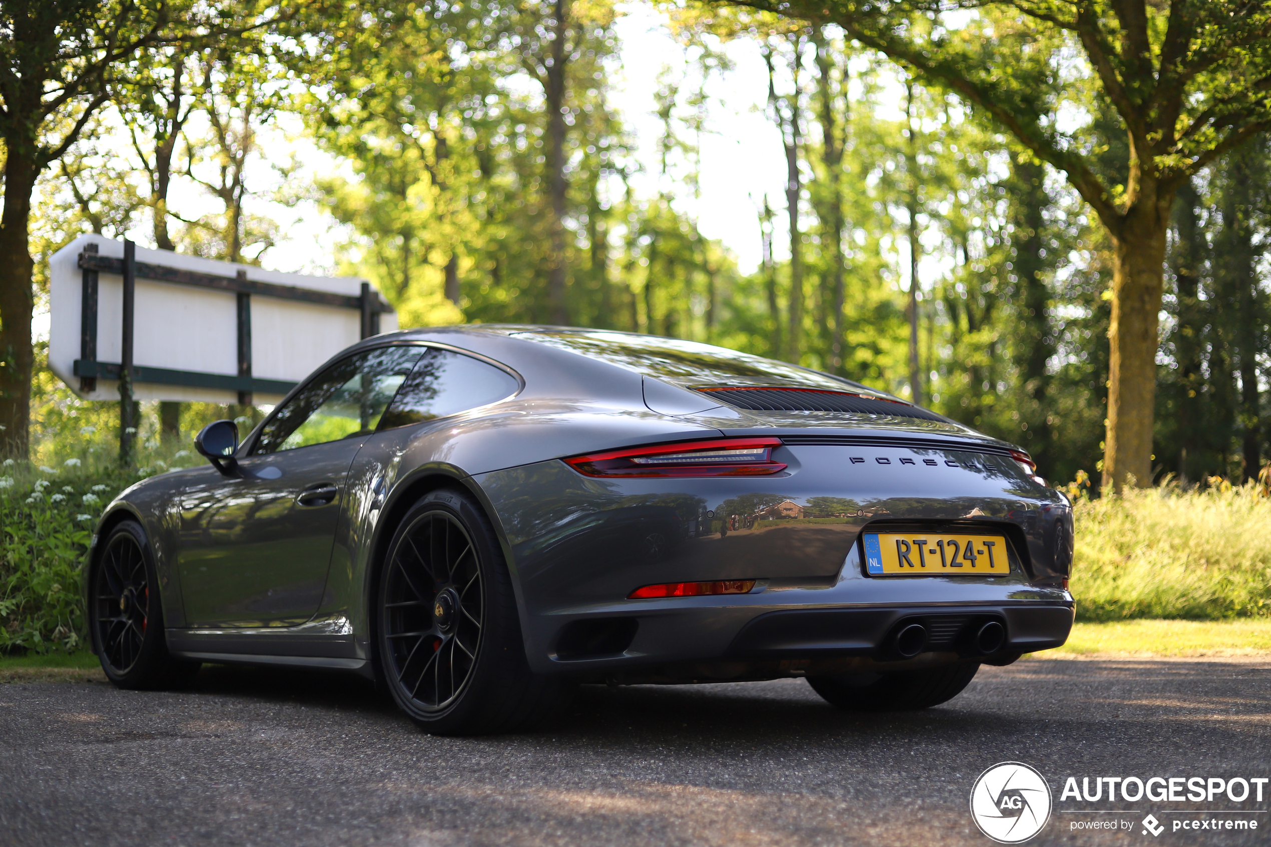 Porsche 991 Carrera GTS MkII