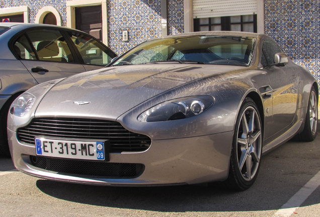 Aston Martin V8 Vantage