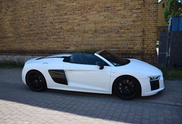 Audi R8 V10 Spyder 2016