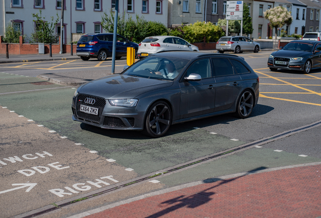 Audi RS4 Avant B8