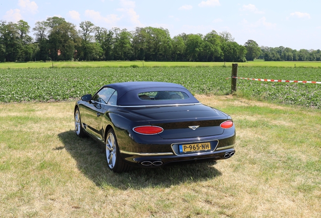 Bentley Continental GTC V8 2020