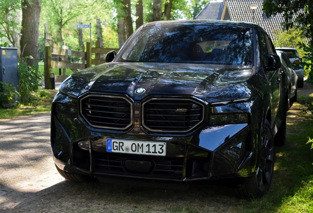 BMW XM G09