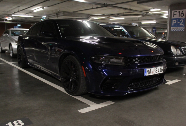 Dodge Charger SRT Hellcat Widebody