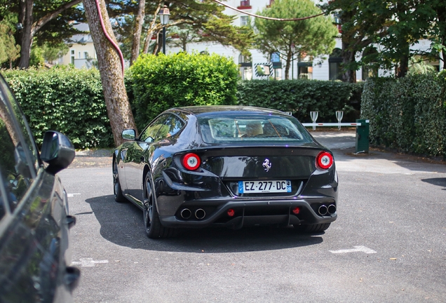 Ferrari FF