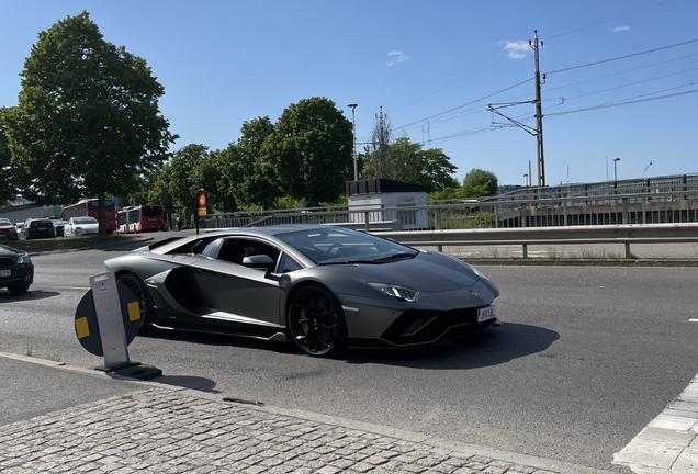 Lamborghini Aventador LP780-4 Ultimae