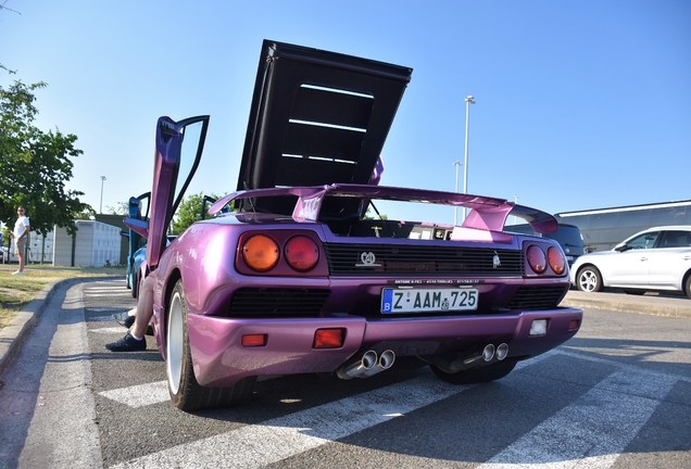 Lamborghini Diablo SE30