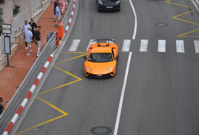 Lamborghini Huracán LP640-4 Performante