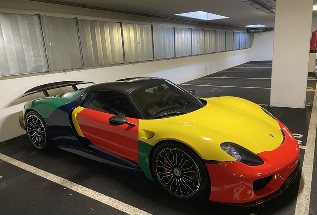 Porsche 918 Spyder Weissach Package