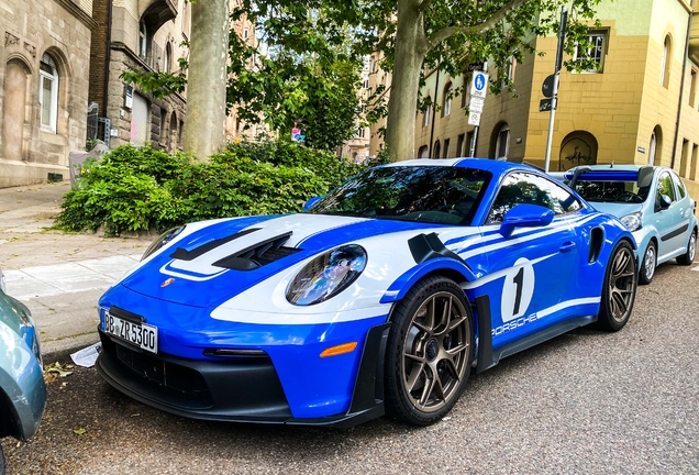 Porsche 992 GT3 RS Weissach Package