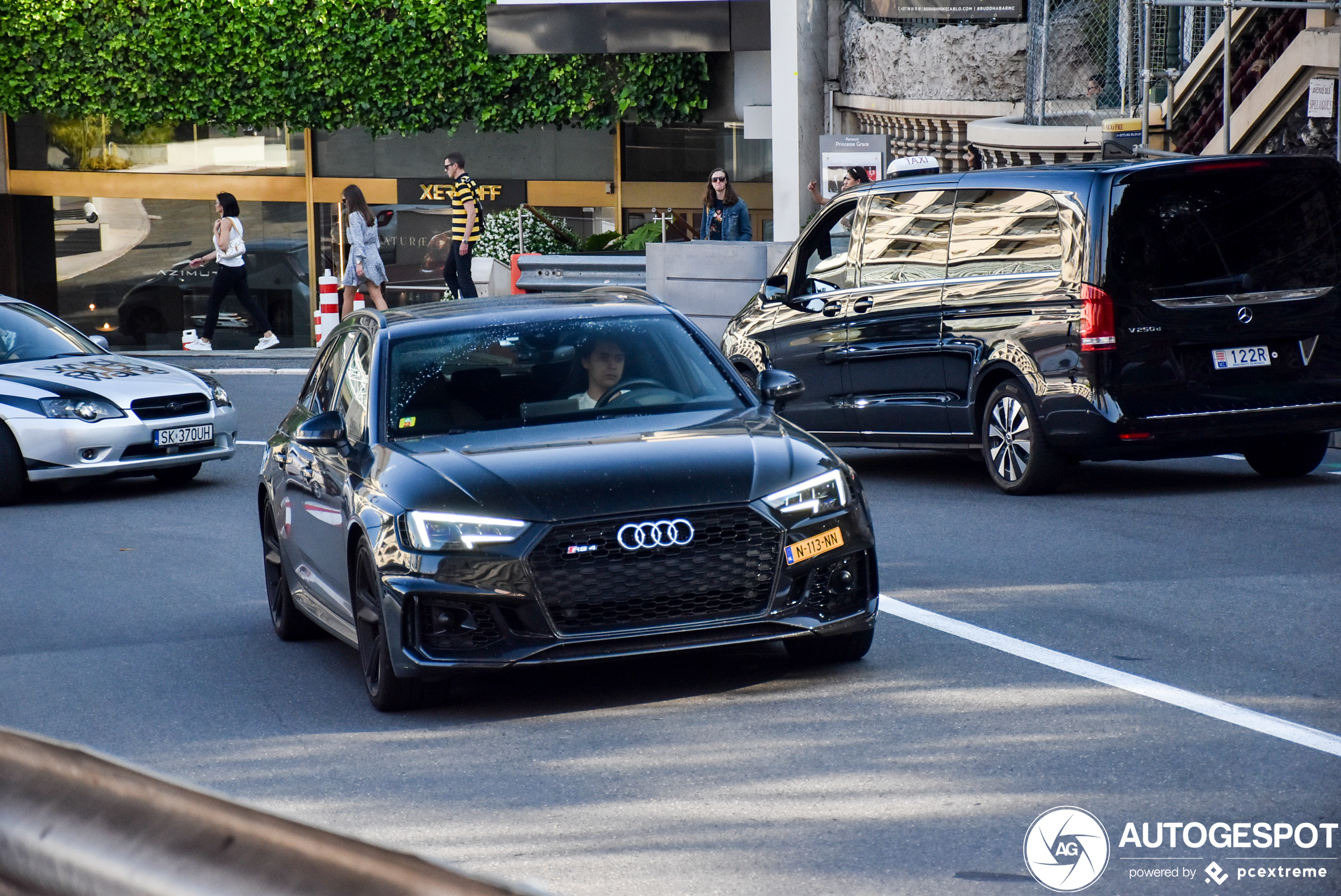 Audi RS4 Avant B9