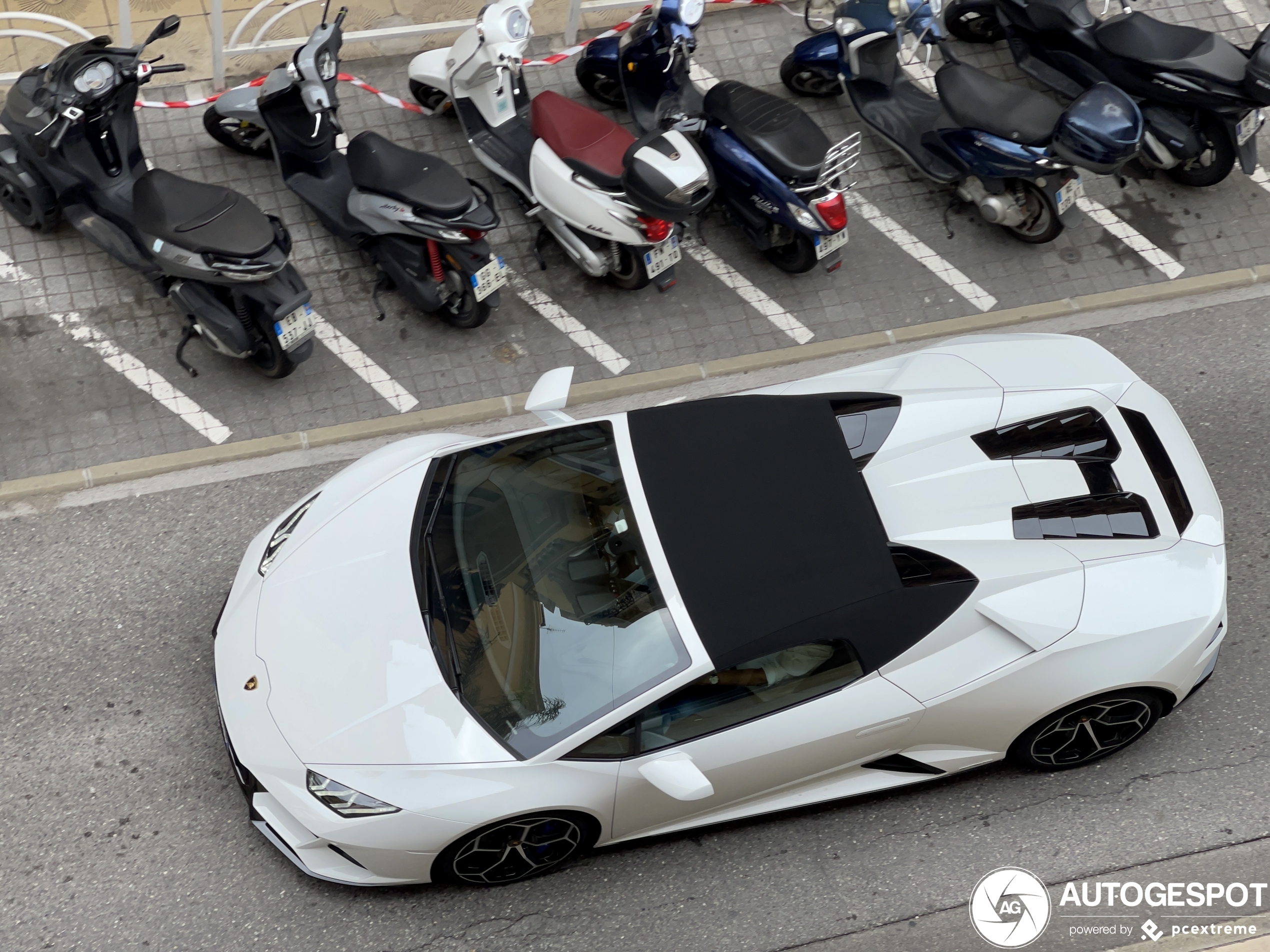 Lamborghini Huracán LP640-4 EVO Spyder