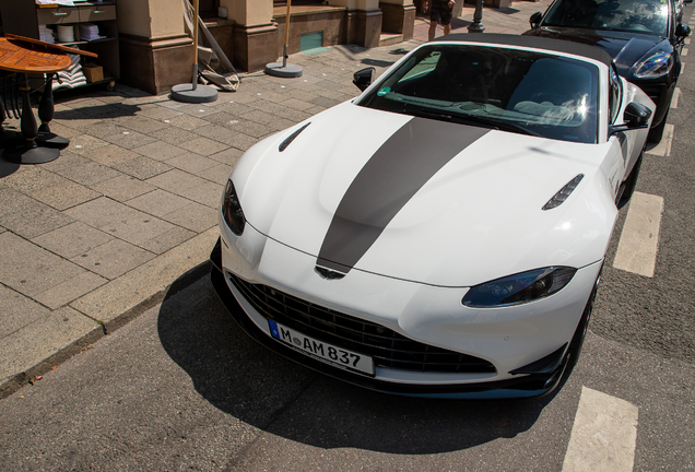 Aston Martin V8 Vantage Formula 1 Edition Roadster