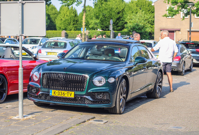 Bentley Flying Spur V8 2021