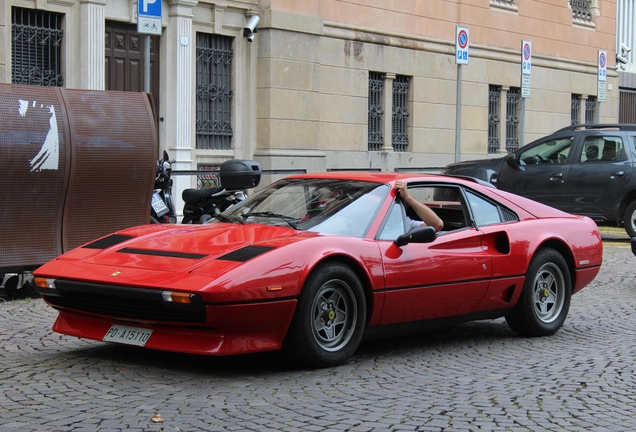 Ferrari 208 GTB Turbo