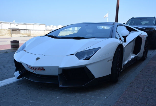 Lamborghini Aventador LP700-4 Roadster