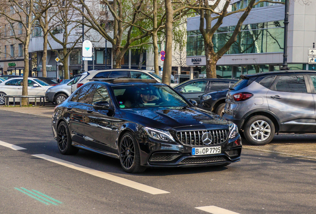 Mercedes-AMG C 63 W205