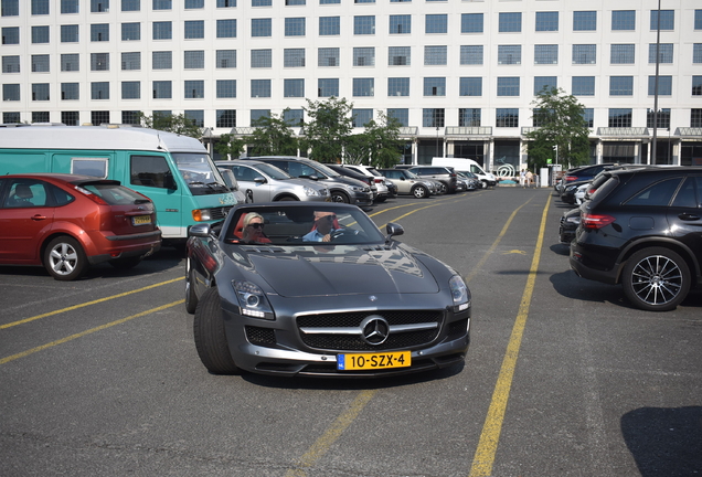 Mercedes-Benz SLS AMG Roadster