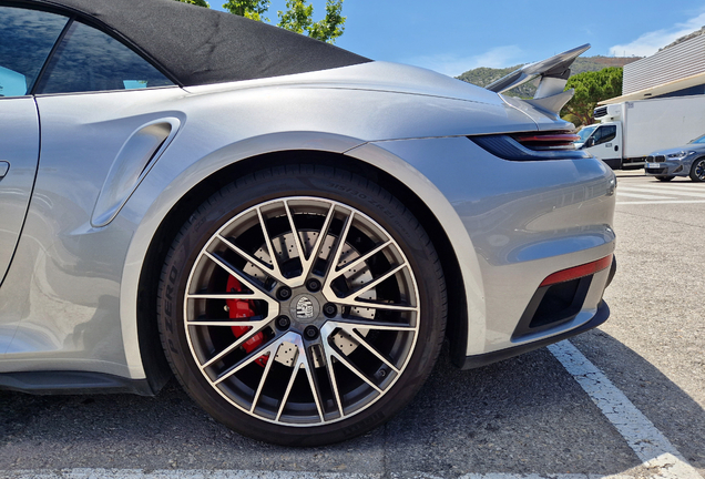 Porsche 992 Turbo Cabriolet