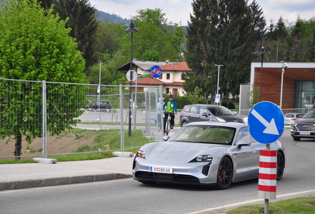 Porsche Taycan GTS