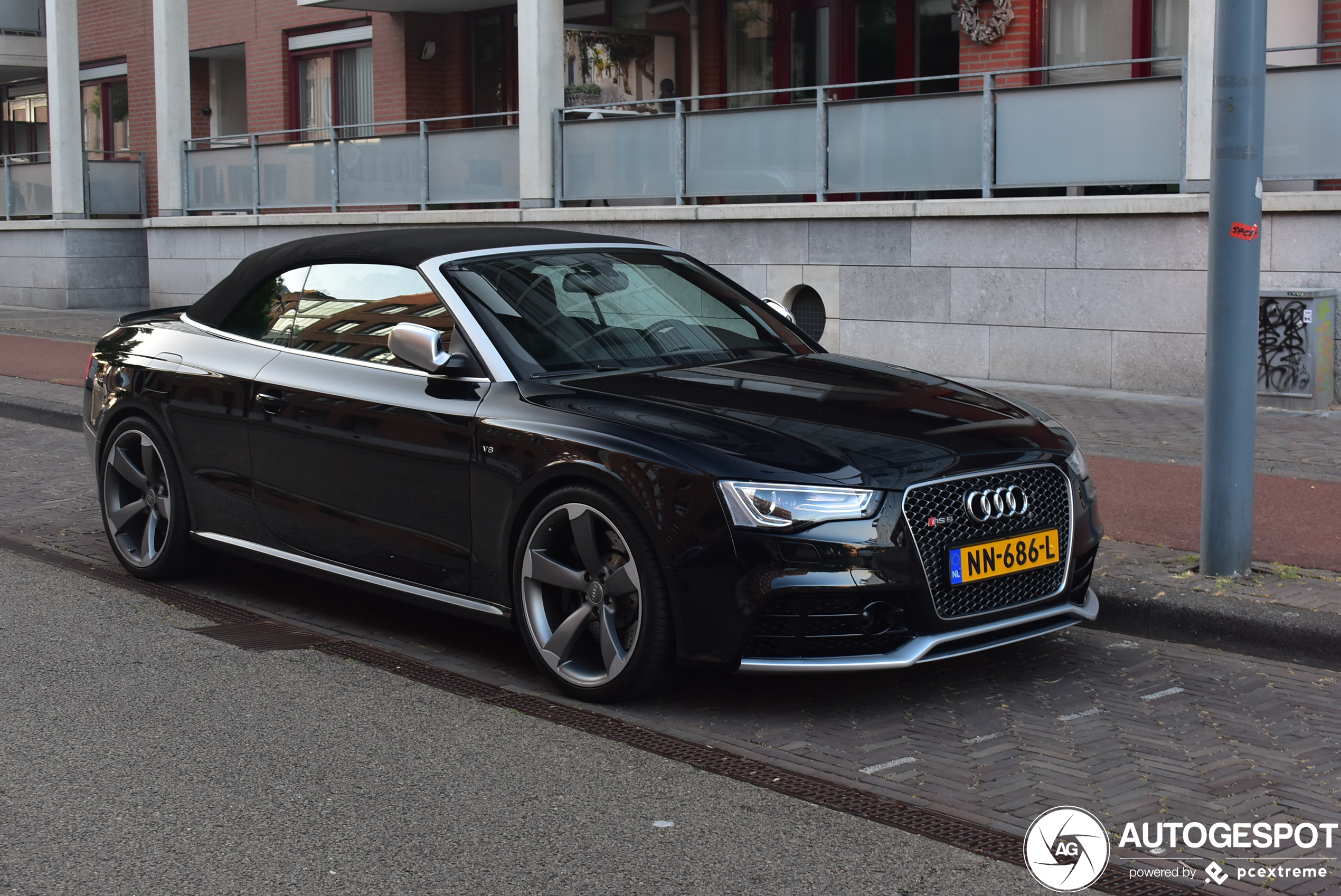 Audi RS5 Cabriolet B8