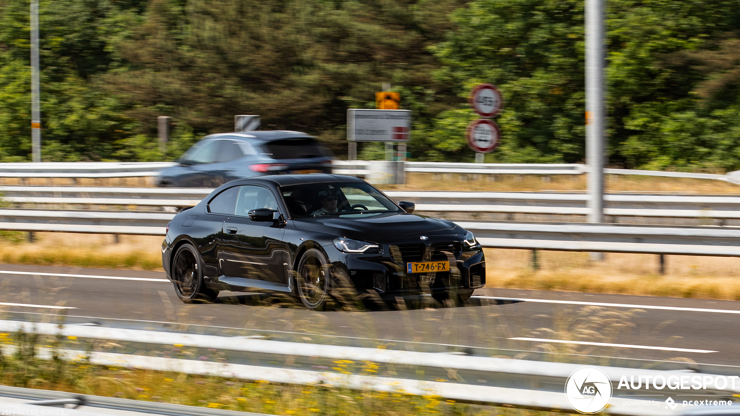 BMW's nieuwe M2 vindt eindelijk de openbare weg