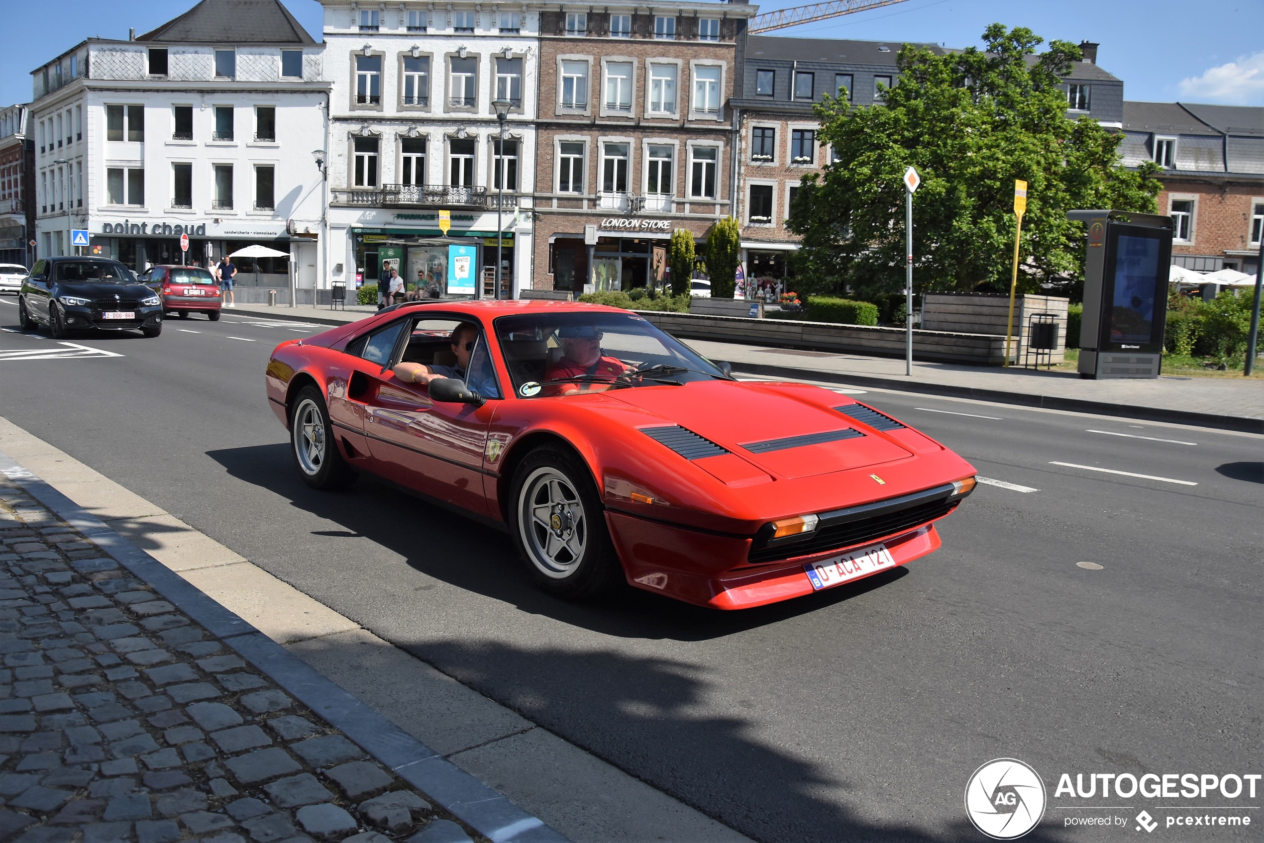 Ferrari 208 GTB Turbo