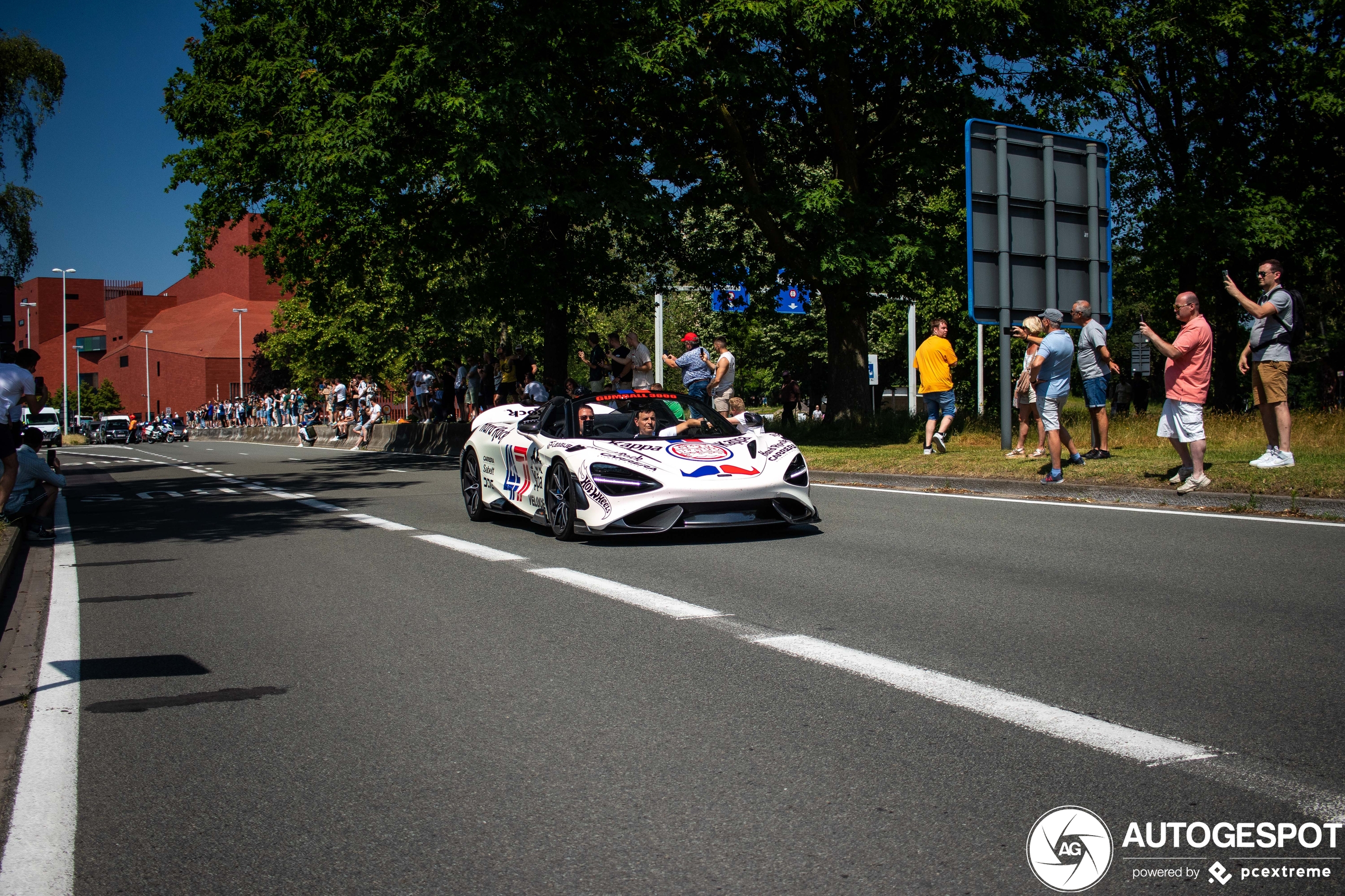 McLaren 765LT Spider