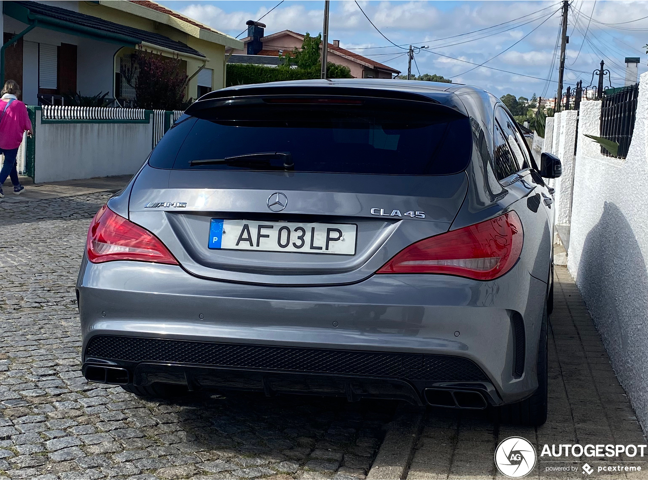 Mercedes-AMG CLA 45 Shooting Brake X117