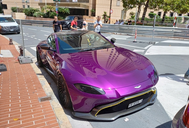 Aston Martin V8 Vantage 2018