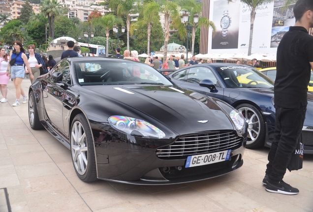 Aston Martin V8 Vantage S