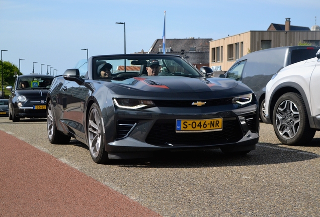 Chevrolet Camaro SS Convertible 2016 50th Anniversary