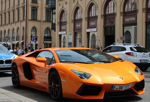 Lamborghini Aventador LP700-4