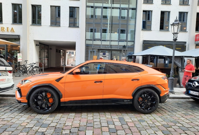 Lamborghini Urus Performante