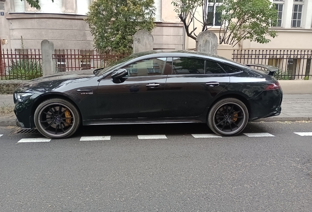 Mercedes-AMG GT 63 S X290