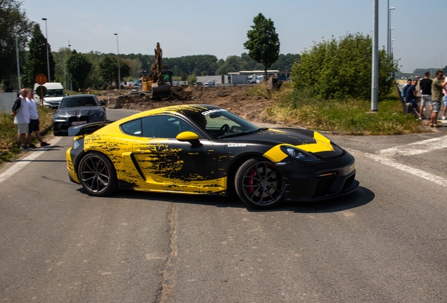 Porsche 718 Cayman GT4