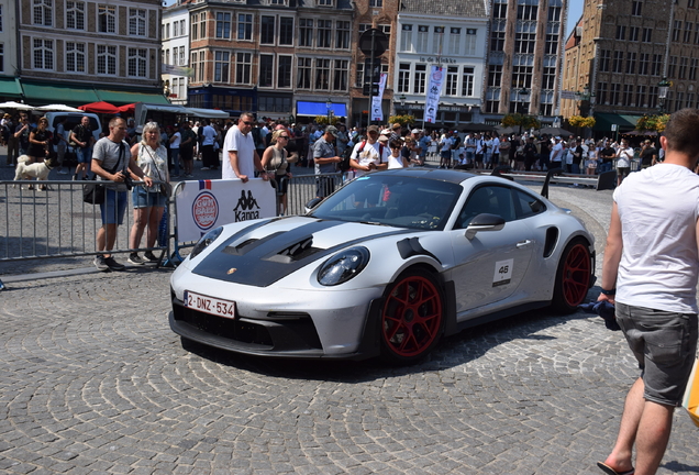 Porsche 992 GT3 RS Weissach Package