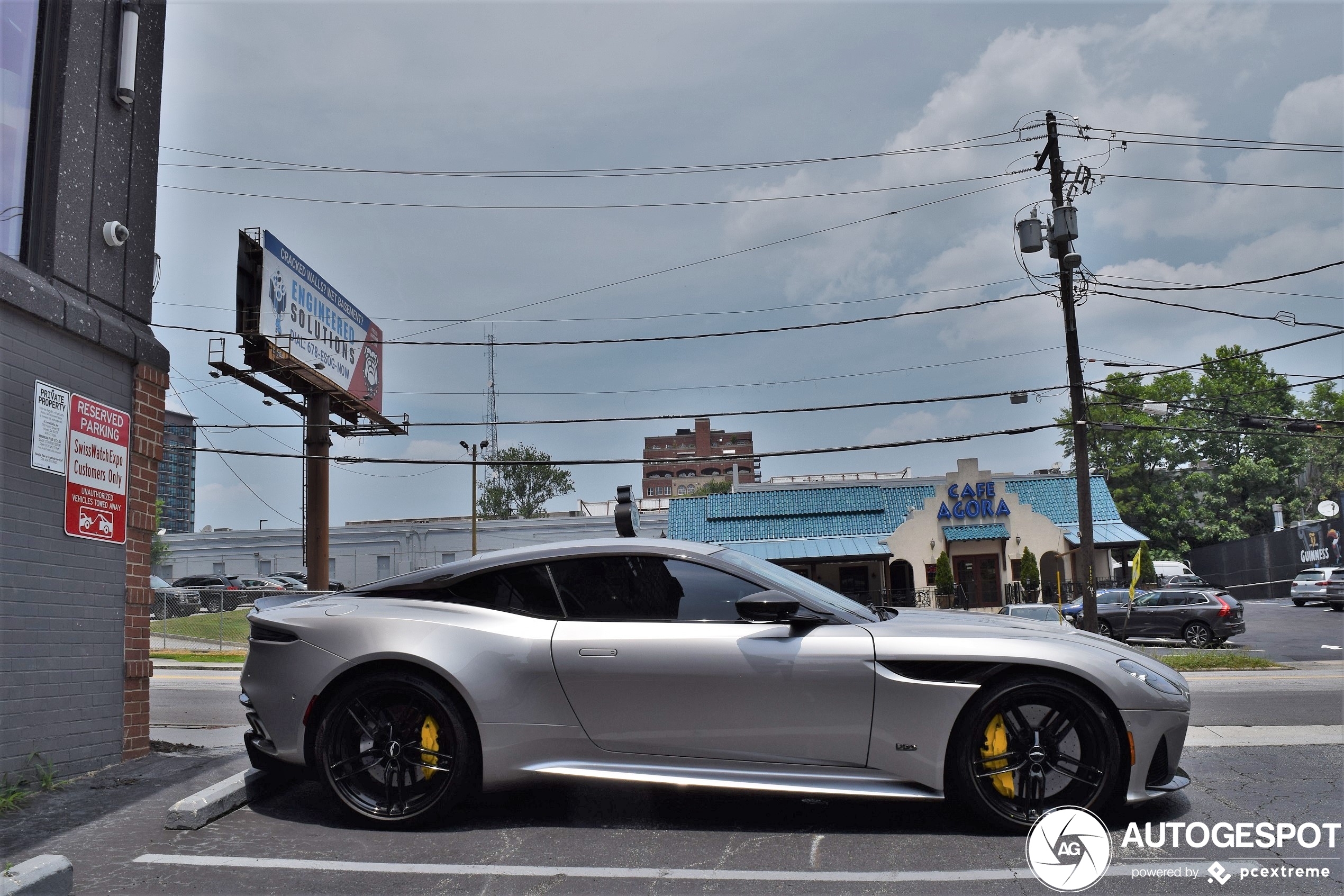 Aston Martin DBS Superleggera