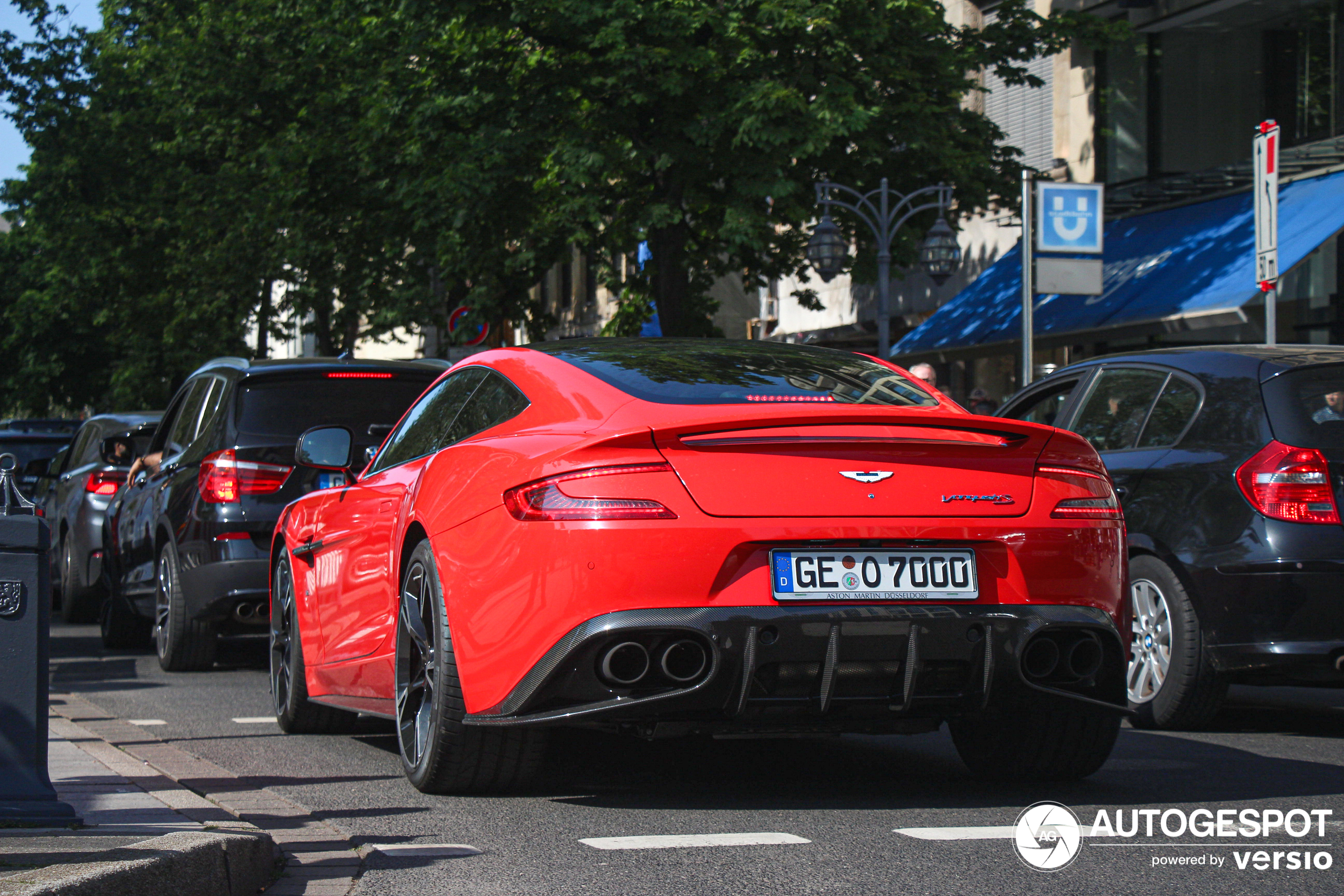 Aston Martin Vanquish S 2017