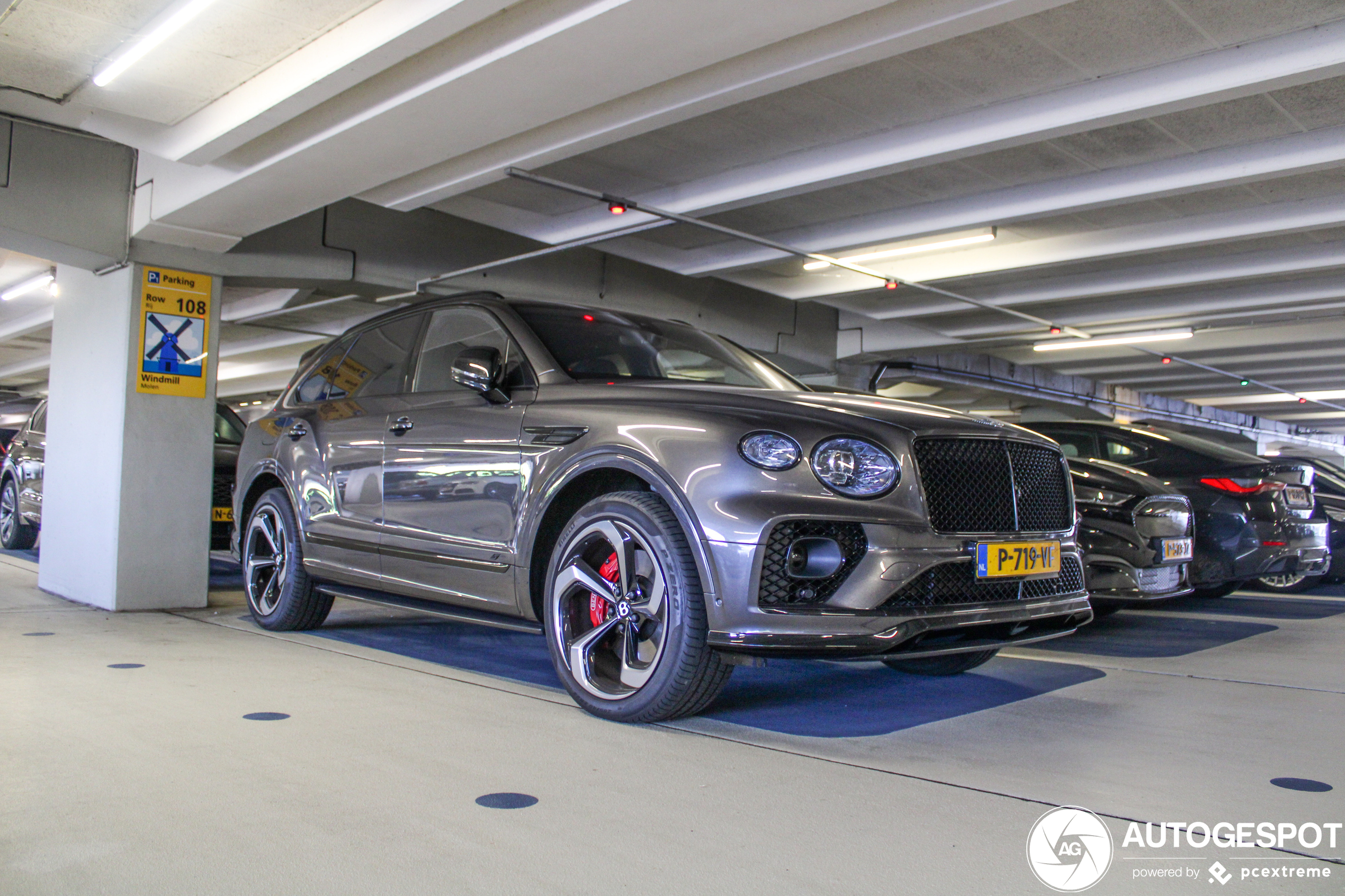 Bentley Bentayga V8 S 2022