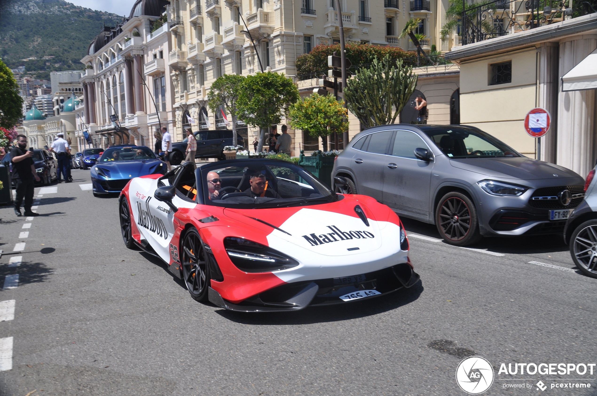 McLaren 765LT Spider