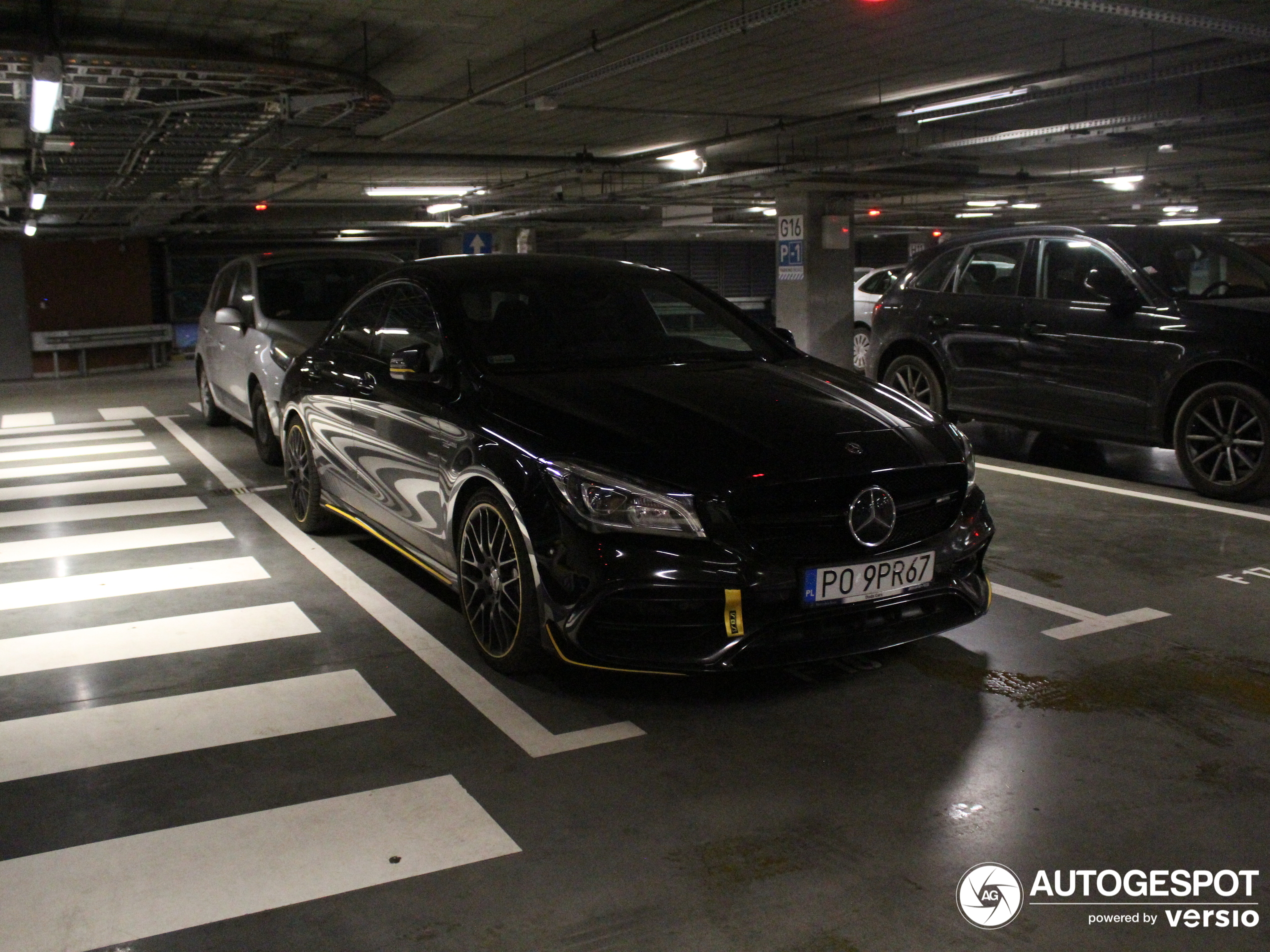 Mercedes-AMG CLA 45 C117 Yellow Night Edition