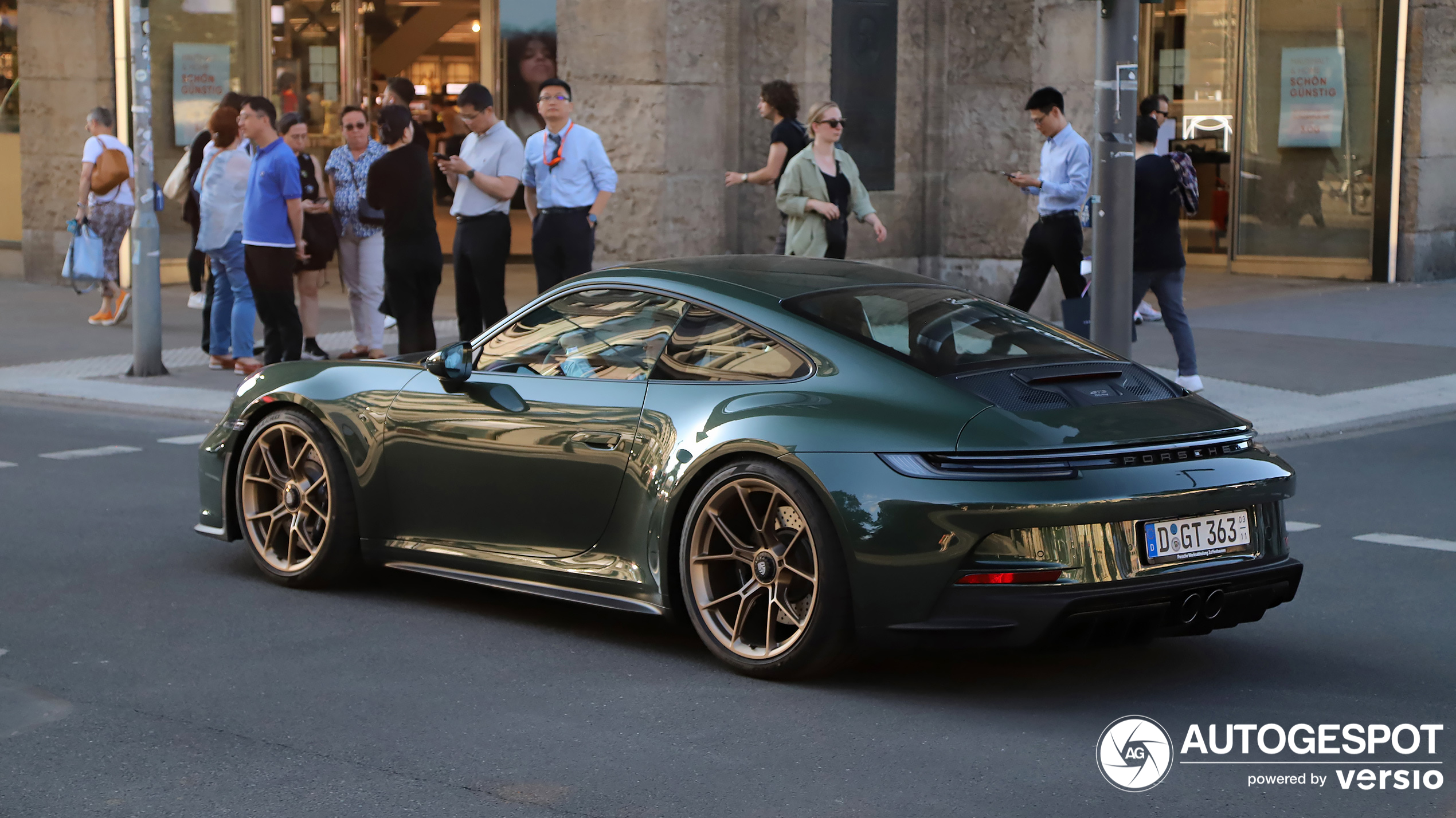 Porsche 992 GT3 Touring