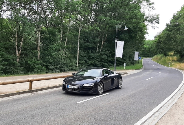 Audi R8 V10