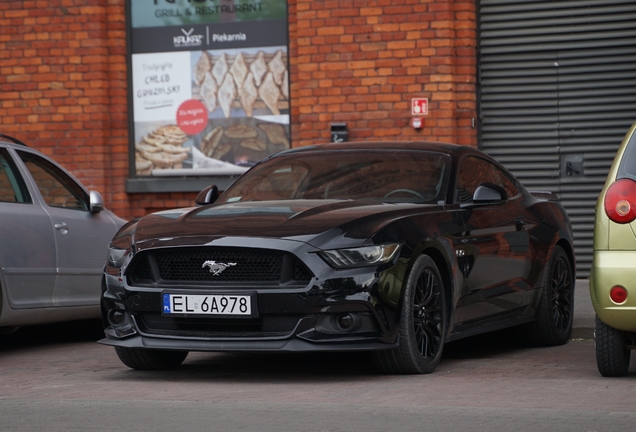 Ford Mustang GT 2015