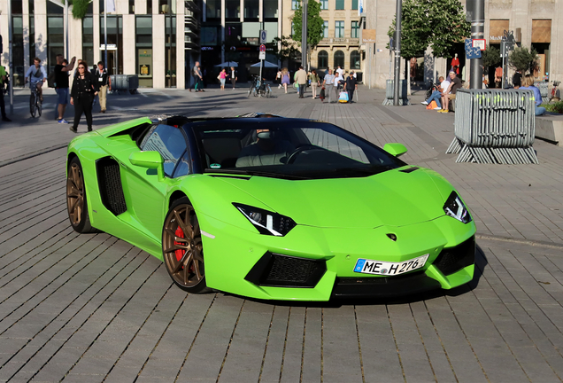 Lamborghini Aventador LP700-4 Roadster