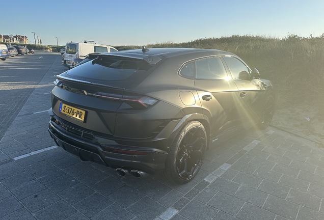 Lamborghini Urus Performante