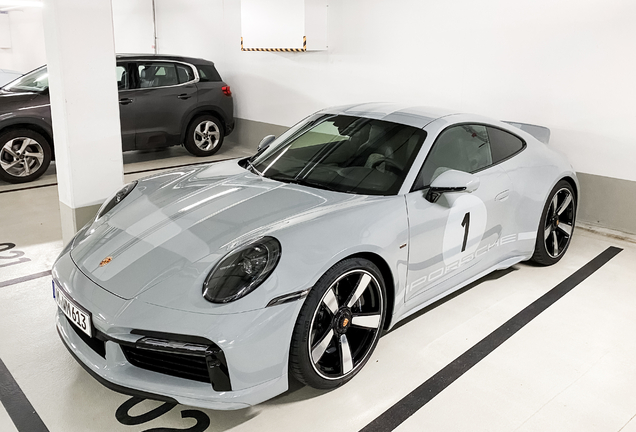 Porsche 992 Sport Classic