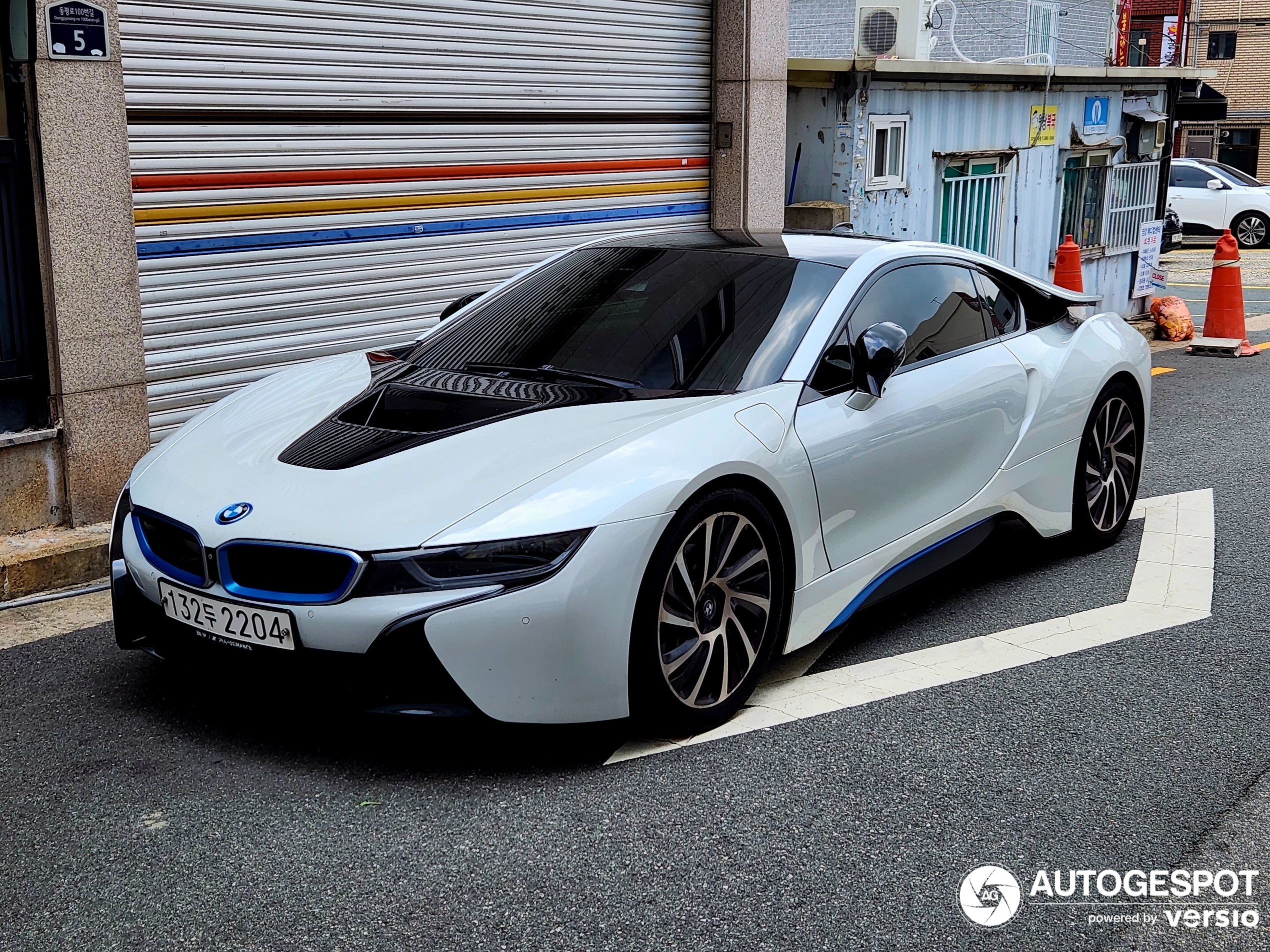 BMW i8